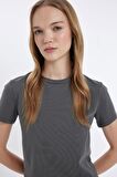DeFacto Coool Fitted Bisiklet Yaka Basic Düz Kısa Kollu Tişört Z8790AZ24AUGR211