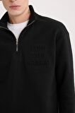 DeFacto Comfort Regular Fit Rahat Kalıp Dik Yaka Fermuarlı Baskılı Sweatshirt B0254AX24AUBK81