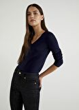 Benetton V Yaka Lacivert Kadın T-Shirt