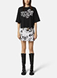 Versace Jeans Couture Yuvarlak Yaka Baskılı Siyah Kadın T-Shirt 76HAHG01