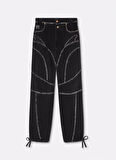 Versace Jeans Couture Yüksek Bel Lastikli Paça Standart Siyah Kadın Denim Pantolon 76HAB520