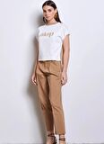 Akep Yuvarlak Yaka Baskılı Beyaz Kadın T-Shirt TSKD05204