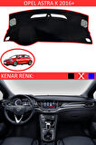 Opel Astra K 2016+ İçin Uygun Torpido Koruma Halısı Siyah Kenar Renk Kırmızı