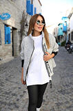 BİLEĞİ LASTİKLİ KAPİTONE MONT-STANDART
