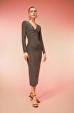 DeFacto Bodycon Basic Düz Vücudu Saran V Yaka Payetli Kumaş Midi Uzun Kollu Elbise B4699AX23WNGR452