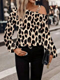 Kadın Uzun Kollu Tek Omuzu Açık Tokalı Leopar Desenli Modal Bluz