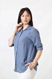 İB-077 İNDİGO PAMUK KETEN KOLU APOLETLİ İKİ CEPLİ KADIN BÜYÜK BEDEN GÖMLEK