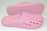 KADIN ÖNÜ KAPALI PVC TABAN PEMBE RENK DÜĞME GÖRÜNÜMLÜ BANYO BALKON TERLİĞİ