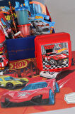 DEKOMUS ÖZEL KUTULU YENİ SEZON LİSANSLI HOT WHEELS DIECAST ARABA,MATARA,BESLENME KABI,BESLENME ÖRTÜSÜ,OYUN HAMURU KIRTASİYE HOBİ SETİ