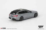 Mini GT BMW M5 Touring G99 Brooklyn Grey Metallic MGT01096 1:64 Diecast Model Araba