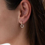 Taşlı Sallantılı Çember Küpe