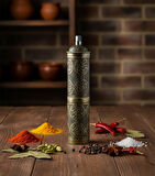 LUDIA Zamak Metal Kalay Renk 3 lü Set Karabiber,Kahve,Çörek Otu El Değirmeni Öğütücü Grinder S2