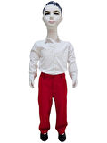 Kırmızı Pantolon Beyaz Gömlek Takım