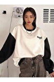 Kadın Beyaz Enough Baskılı Siyah Kol Detay Oversize Sweatshirt