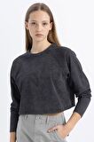 DeFacto Coool Loose Fit Yıkamalı Soluk Efektli Uzun Kollu Tişört C4398AX24SPAR226