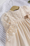 Dantel Tül Detaylı Dokuma Kumaş Krem Kız Bebek Elbise