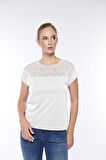Kadın Pamuklu Modal Comfort Fi̇t Dantelli̇ Tişört - 2407