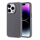 iPhone 15 Pro Max Kılıf Magsafe Şarj Özellikli Karbon Fiber Görünümlü Zore Troy Kapak-Gümüş