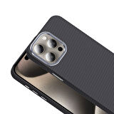 iPhone 15 Pro Max Kılıf Magsafe Şarj Özellikli Karbon Fiber Görünümlü MBTM Gros Kapak - Gold-Siyah