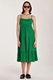 Kadın Slim Fit Dar Kesim İnce Askılı U Yaka Midi Yeşil Elbise