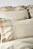 Ecocotton Dalya Battal Boy Nevresim Takımı %100 Organik Pamuk Keten Fırfırlı Terra 240x220 Cm Terra