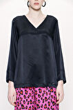 Siyah V yaka  saten bluz 19828 | L