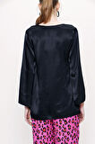Siyah V yaka  saten bluz 19828 | L