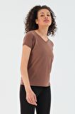 Slazenger PLAY Kadın V Yaka Kahve Tişört