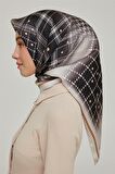 Armine Sura İpek Eşarp 21Ka8612 04