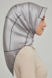 Armine Sura İpek Eşarp 21Ka8655 07