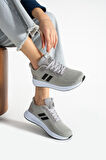 Kadın Sneaker Ayakkabı Hava Alan Konforlu ve Esnek Kullanışlı Hava Alan Ortapedik Spor Ayakkabı