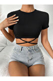 Siyah Renk Bisiklet Yaka Düz Desensiz Likralı İpli Fitilli Kaşkorse Crop Top Kısa Kollu Bluz