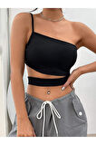 Asimetrik Yaka Siyah Renk Desensiz Çapraz Kesim Fitilli Kısa Kollu Likralı Fit Crop Top Bluz
