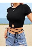 Bisiklet Yaka Siyah Renk Çapraz İpli Fitilli Kısa Kollu Slim Fit Crop Top Bluz