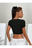 Geniş V Yaka Siyah Renk Fitilli Kısa Kollu Slim Fit Crop Top Bluz