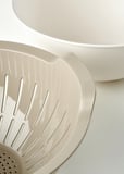 Handle Kaseli Süzgeç Bej (25,5x25,5x10,8 cm)