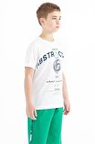 Beyaz Yazı Baskı Detaylı O Yaka Standart Kalıp Erkek Çocuk T-Shirt - 11103 | 13-14