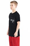 Siyah Ön Cepli Nakış Detaylı O Yaka Standart Kalıp Erkek Çocuk T-Shirt - 11116 | 11-12