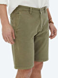 Haki Dokuma Slim Fit Casual Pamuk Karışımlı Bermuda