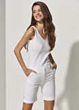 White by Nature Normal Bel Normal Beyaz Kadın Şort 331304