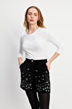 Uzun Kollu Küçük Taş Detaylı Yuvarlak Yaka Bluz