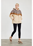 Leopar Garnili Kapüşonlu Peluş Mont