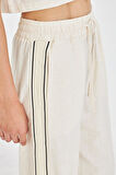 Dantel Detaylı Keten Görünümlü Pantolon