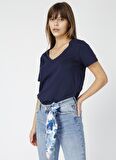 Fabrika Teyo Lacivert V Yaka Kadın T-Shirt
