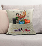 BK Gift Kişiye Özel Yılbaşı Karikatür Tasarımlı Organizer Kumanda ve Atıştırmalık Cepli Krem Kırlent