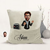 BK Gift Kişiye Özel Erkek Karikatür Tasarımlı Organizer Kumanda ve Atıştırmalık Cepli Sarı Kırlent Y