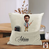 BK Gift Kişiye Özel Öğretmen Karikatür Tasarımlı Organizer Kumanda ve Atıştırmalık Cepli Sarı Kırlen