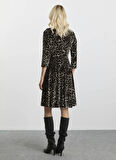 Selen V Yaka Leopar Desenli Siyah Standart Kadın Elbise 25KSL7701
