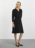 Selen Kruvaze Yaka Simli Siyah Standart Kadın Elbise 25KSL7704