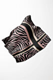 Twill Zebra Desenli Siyah - Pudra Renkli 90x90 Eşarp (İpek İçermez) Dikim Şekli : El Dikişi